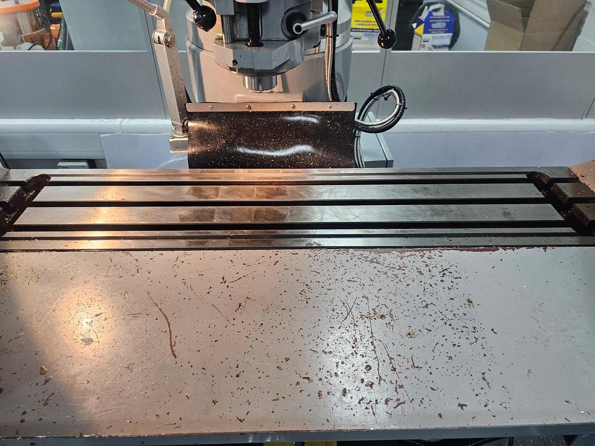 Used 2017 XYZ 1500 TURRET MILL