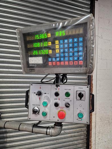 Used 1997 XYZ KRV 3000 SLV HEAVY DUTY TURRET MILL