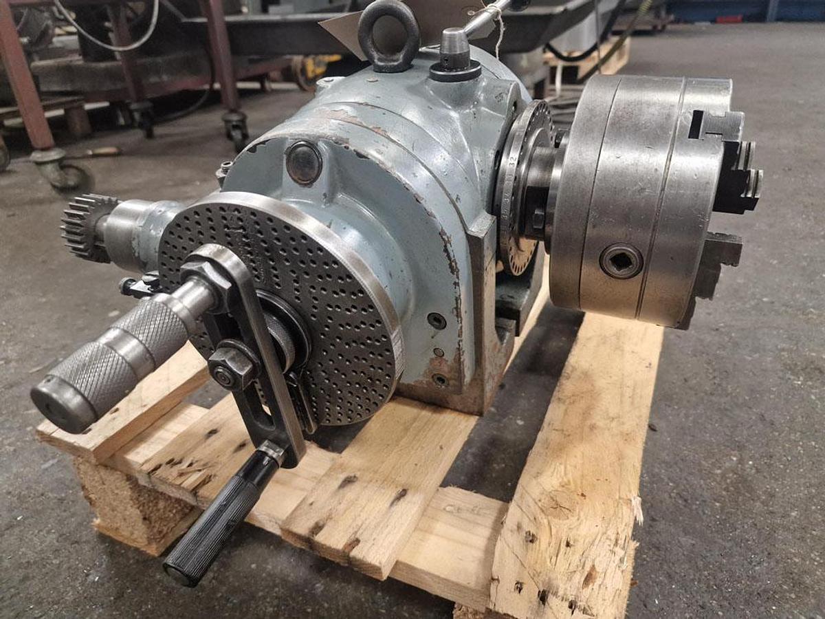 Used ZEATZ UNIVERSAL DIVING HEAD & TAILSTOCK
