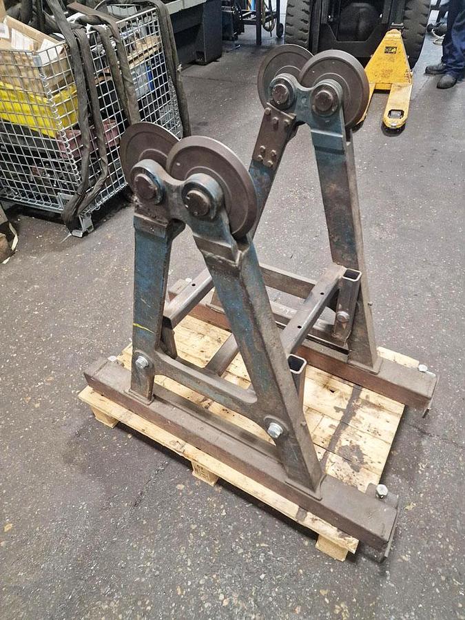 Used UNKNOWN WHEEL BALANCER
