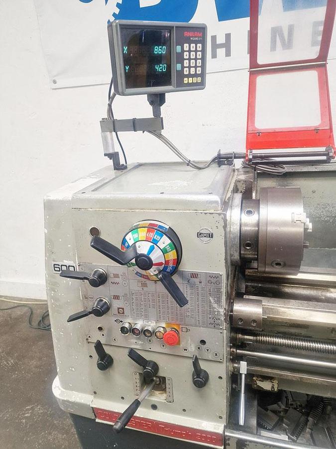 Used COLCHESTER TRIUMPH 2000 15" x 50" GAP BED CENTRE LATHE