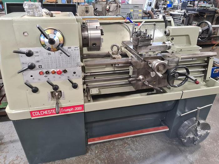 Refurbished COLCHESTER TRIUMPH 2000 15" x 30" GAP BED CENTRE LATHE