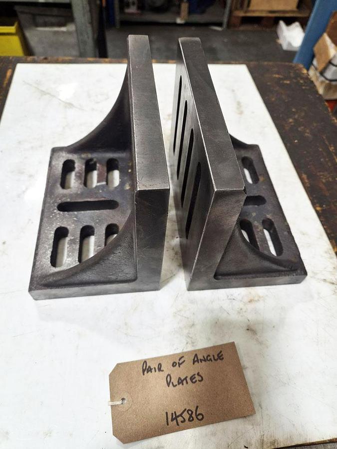 Used UNION PAIR OF ANGLE PLATES