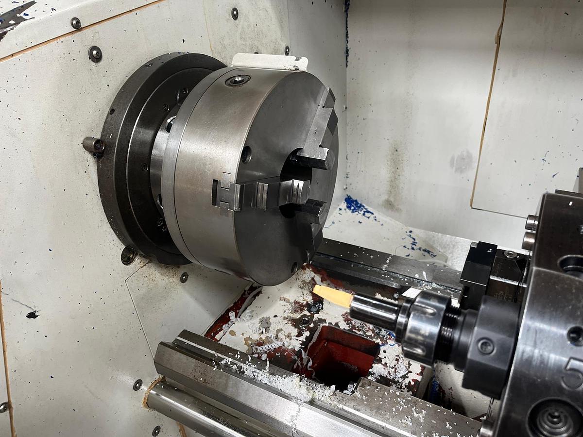 Used 2009 HARRISON ALPHA 1460XT CNC / MANUAL COMBINATION LATHE