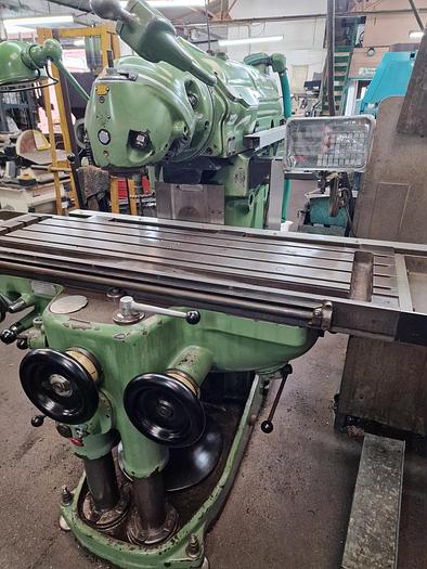 Used HURON KU4 RAM TYPE UNIVERSAL MILLING MACHINE