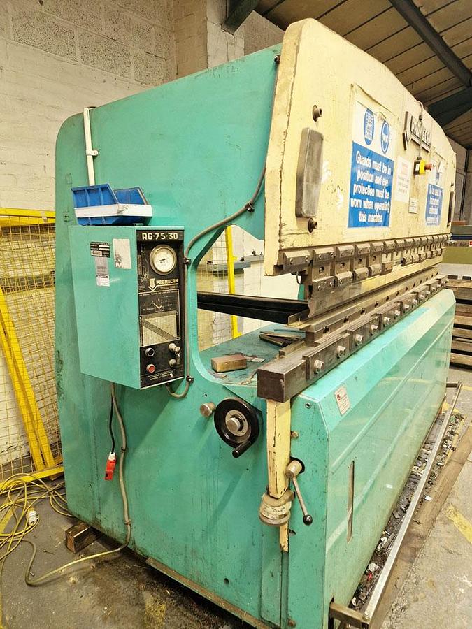 Used PROMECAM RG75 - 30 HYDRAULIC PRESSBRAKE