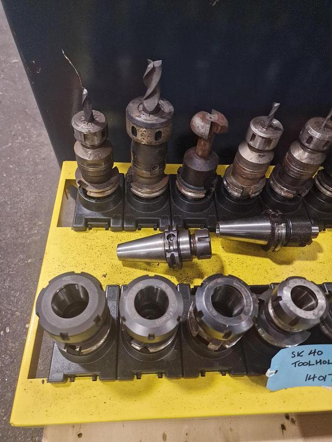 Used UNKNOWN SK40 TOOL HOLDERS
