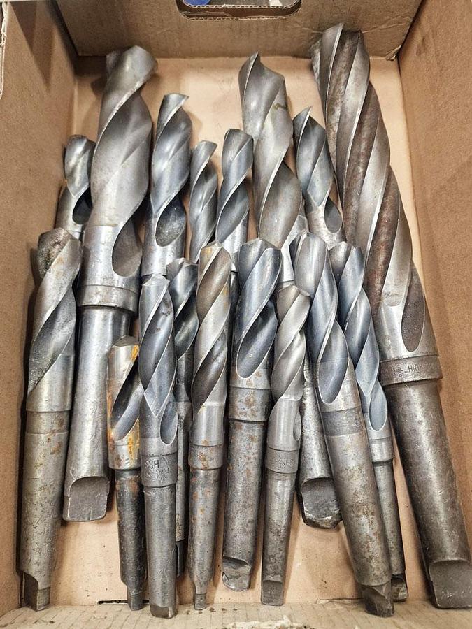 Used UNKNOWN HSS MOSE TAPER SHANK DRILLS