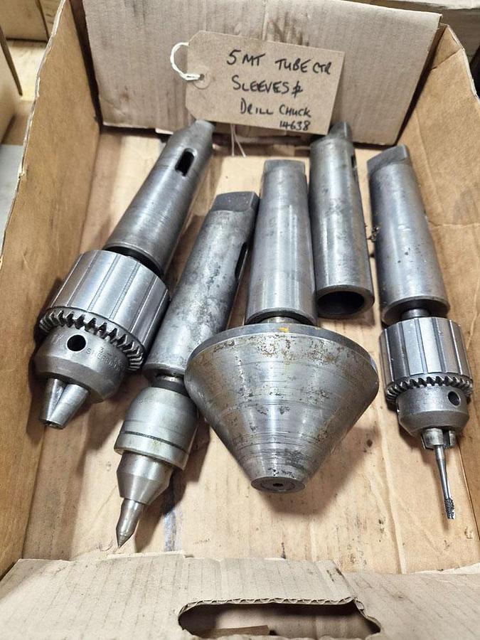 Used UNKNOWN 5 MORSE TAPER SLEEVES, CENTRE & DRILL CHUCK