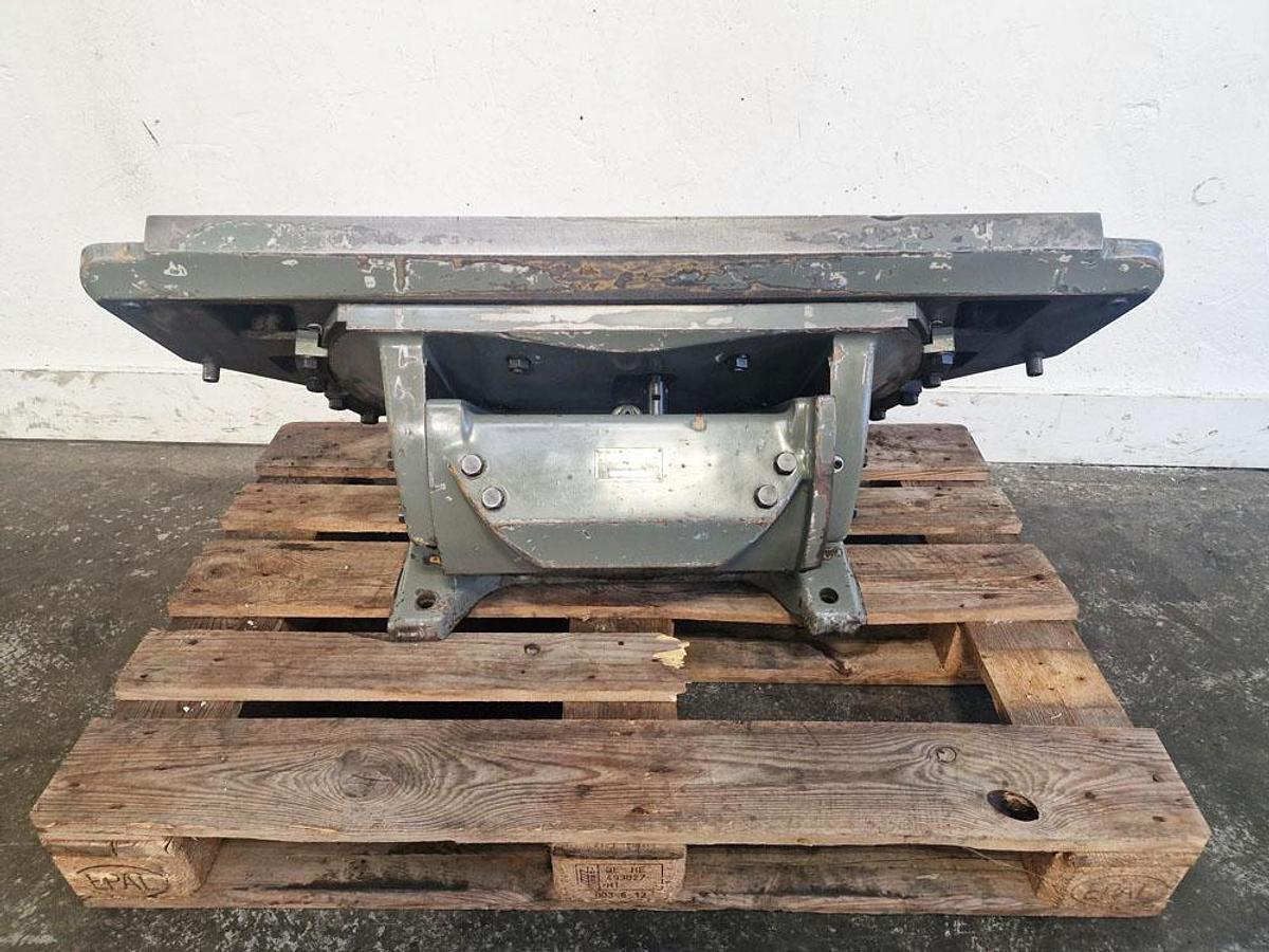 Used DECKEL FP2LB TRAVELLING COLUMN TOOLROOM MILLING MACHINE