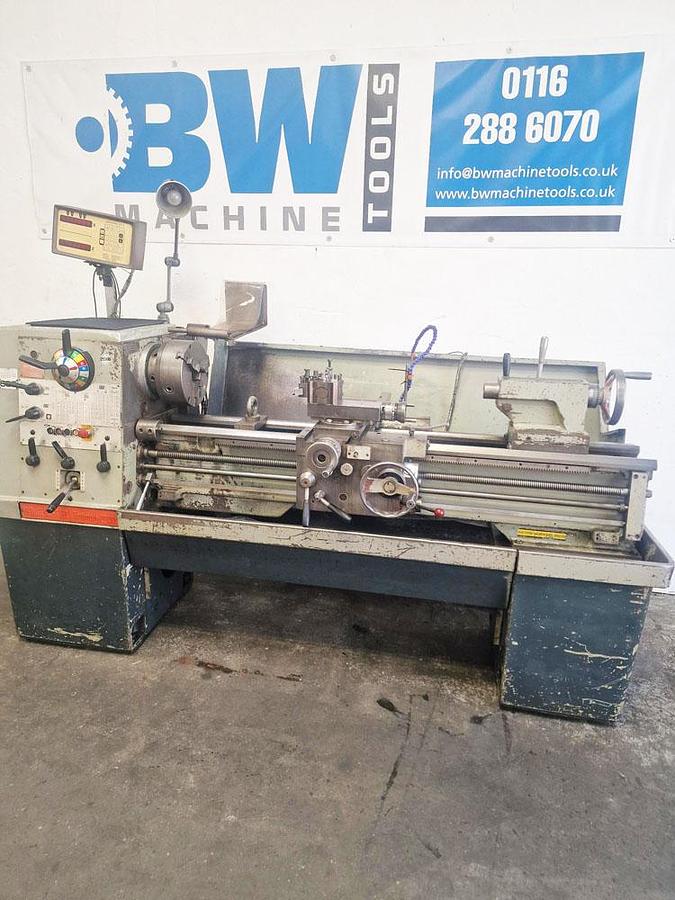 Used COLCHESTER TRIUMPH 2000 15" x 50" GAP BED CENTRE LATHE