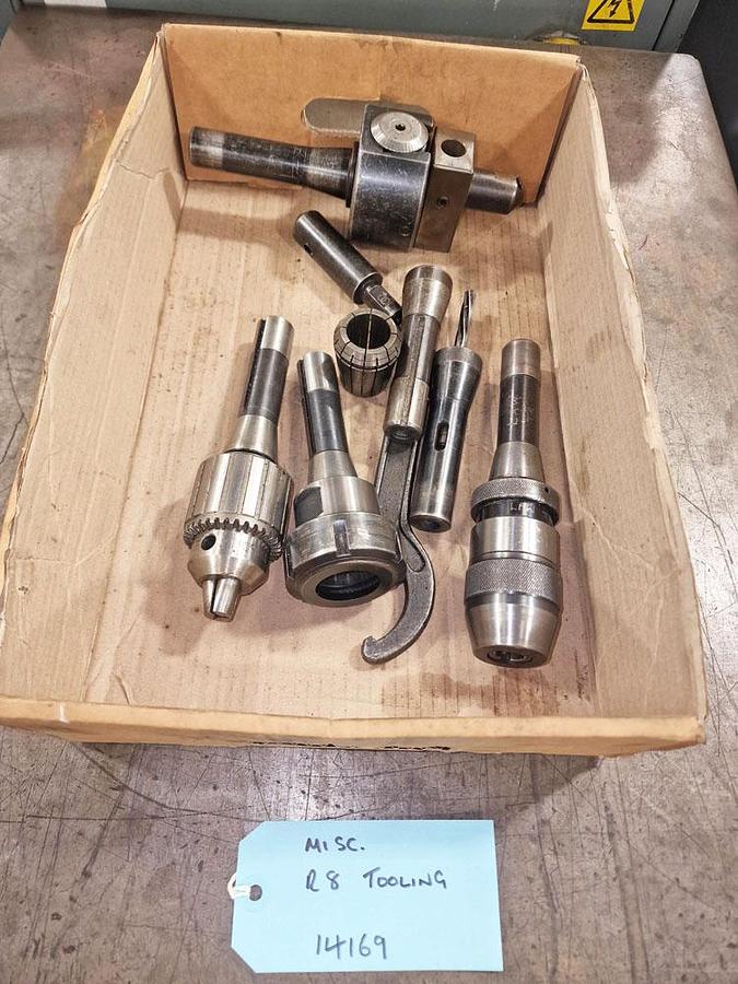 Used UNKNOWN MISCELLANEOUS R8 TOOLING