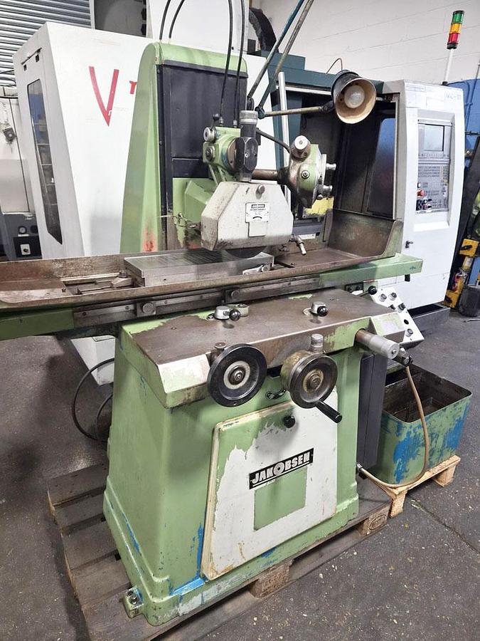 Used JAKOBSEN SJ12 HYDRAULIC SURFACE GRINDER