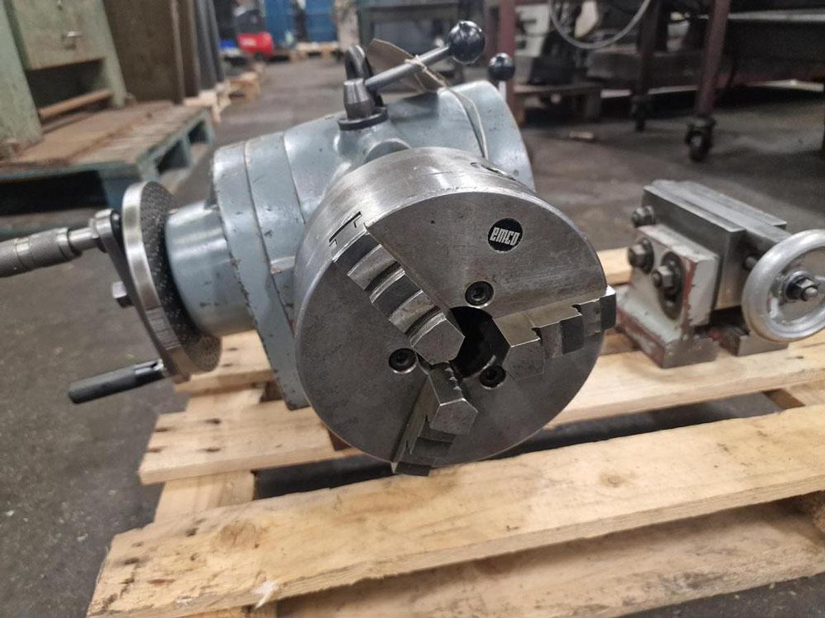 Used ZEATZ UNIVERSAL DIVING HEAD & TAILSTOCK