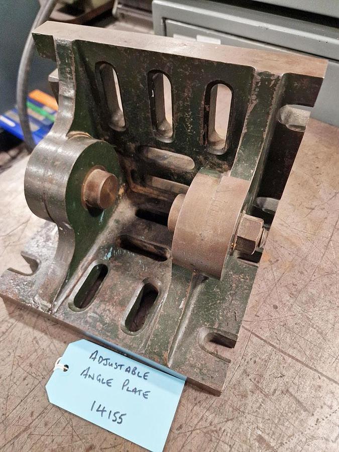 Used UNKNOWN CAST IRON ADJUSTABLE HEAVY DUTY ANGLE PLATE