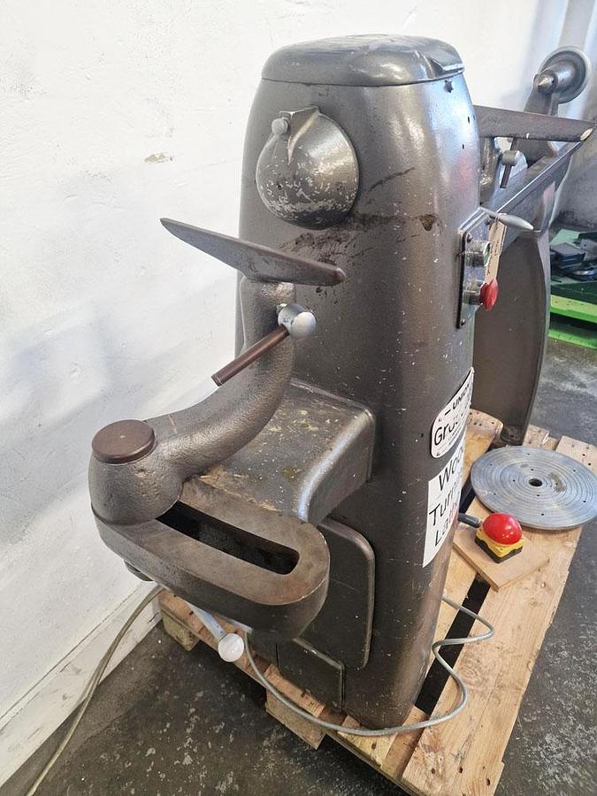 Used UNION 6" GRADUATE WOOD TURNING LATHE