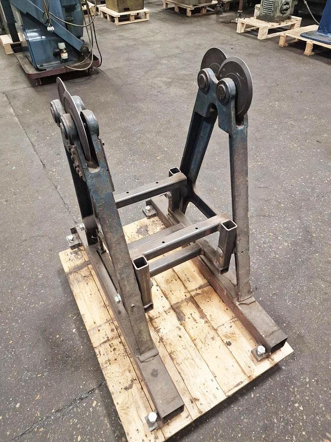 Used UNKNOWN WHEEL BALANCER