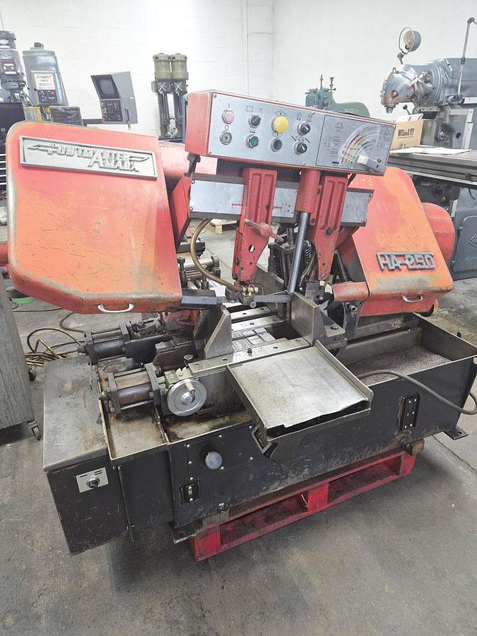 Used AMADA HA250 AUTOMATIC HORIZONTAL BANDSAW