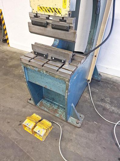 Used AMADA SPH - 30C HYDRAULIC PRESS