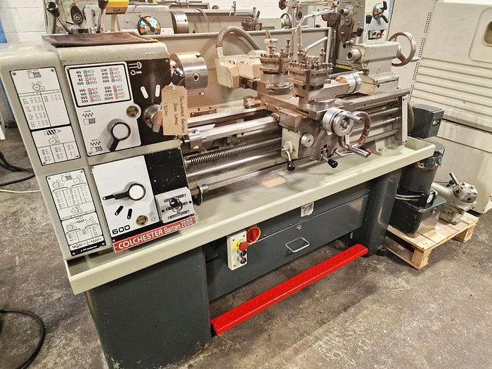 Used COLCHESTER BANTAM 2000 11" x 30" GAP BED CENTRE LATHE