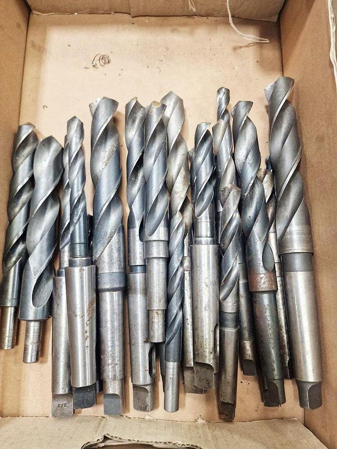Used UNKNOWN HSS MOSE TAPER SHANK DRILLS
