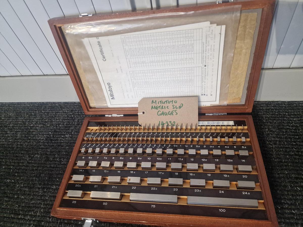Used MITUTOYO METRIC SLIP GAUGES