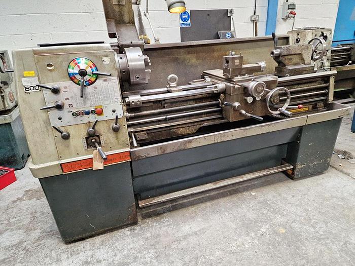 Used COLCHESTER COLCHESTER TRIUMPH 2000 15" x 50" GAP BED CENTRE LATHE