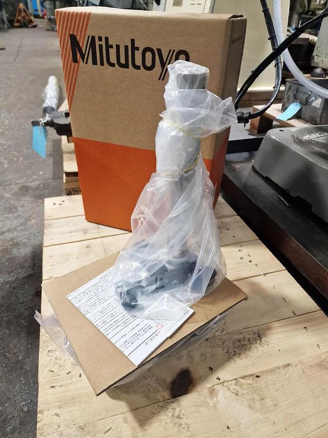 MITUTOYO DIAL GAUGE STAND Model 215-151-10