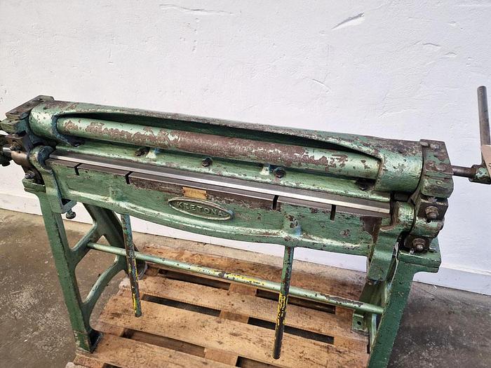 Used KEETONA 36" STRAIGHT FOLDER