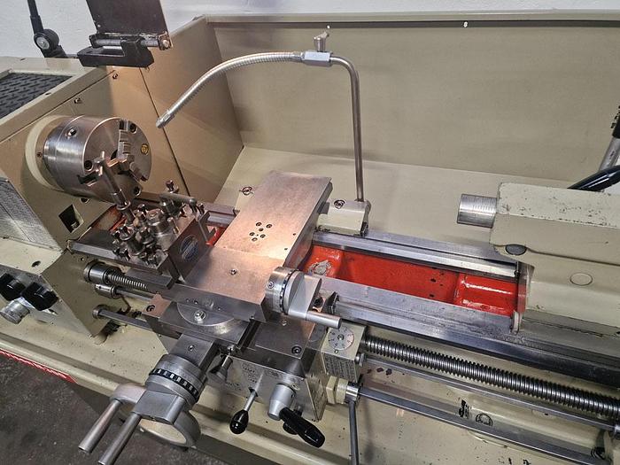 Used HARRISON M300 13" x 25" GAP BED CENTRE LATHE