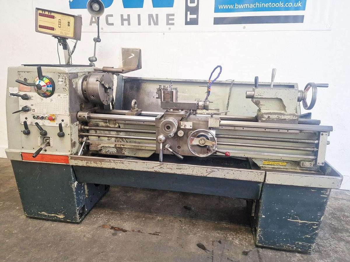 Used COLCHESTER TRIUMPH 2000 15" x 50" GAP BED CENTRE LATHE