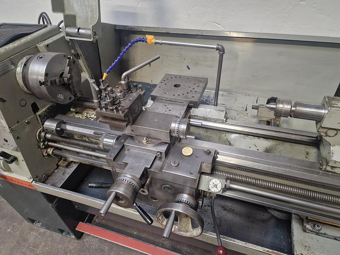 Used COLCHESTER MASTER 2500 13" x 40" GAP BED CENTRE LATHE