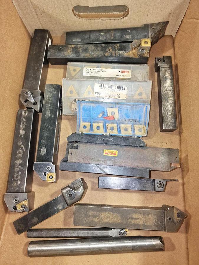 Used UNKNOWN MISCELLANEOUS TIPPED LATHE TOOLS / BORING BARS