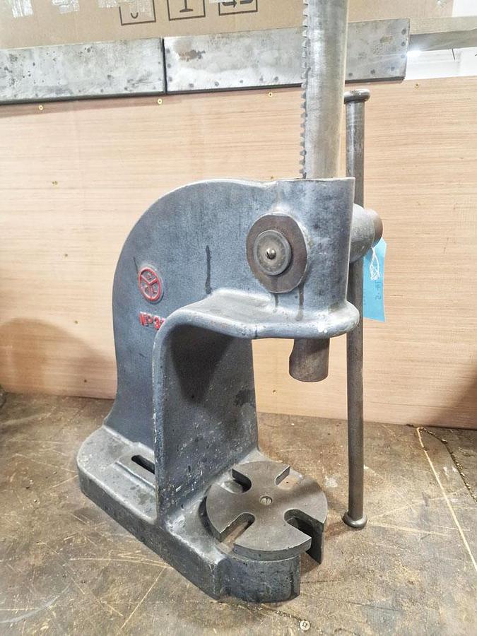 Used BNL No.3 ARBOR PRESS