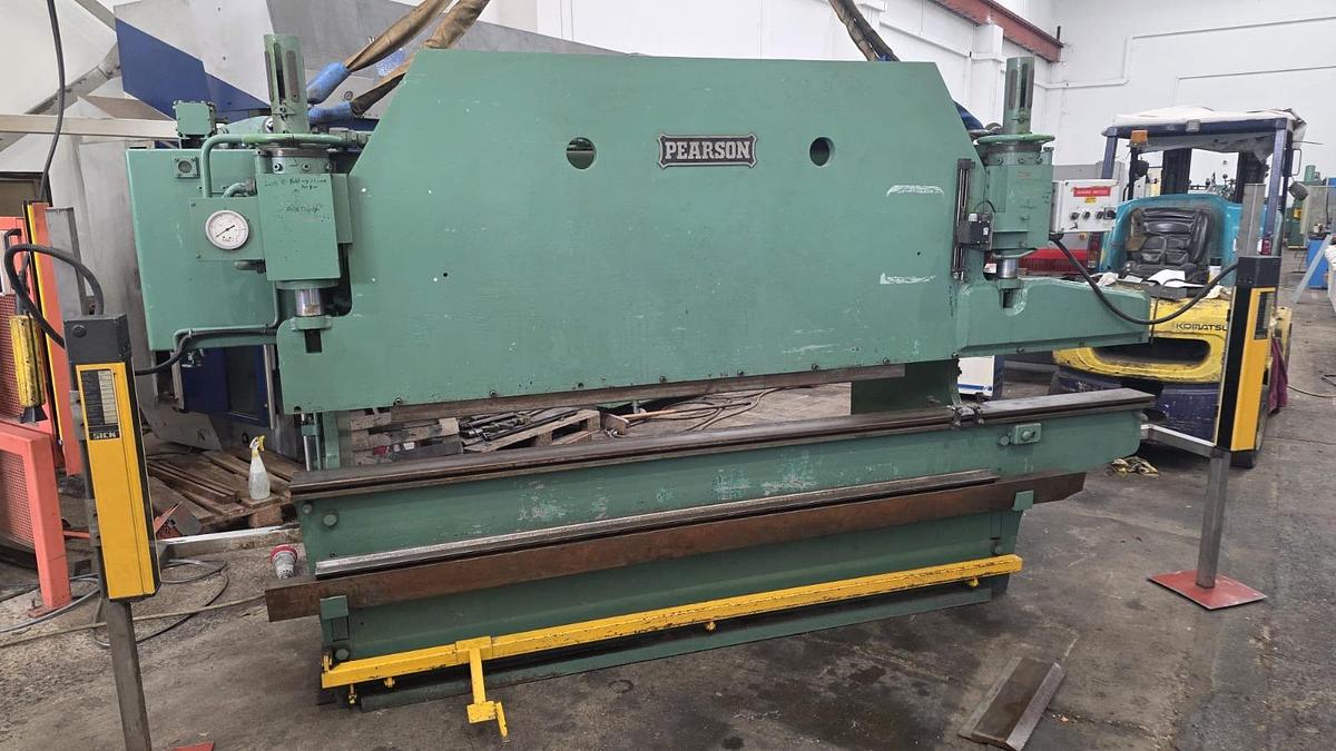 Used PEARSON 50 Ton x 2500mm Hydraulic Downstroke Press Brake