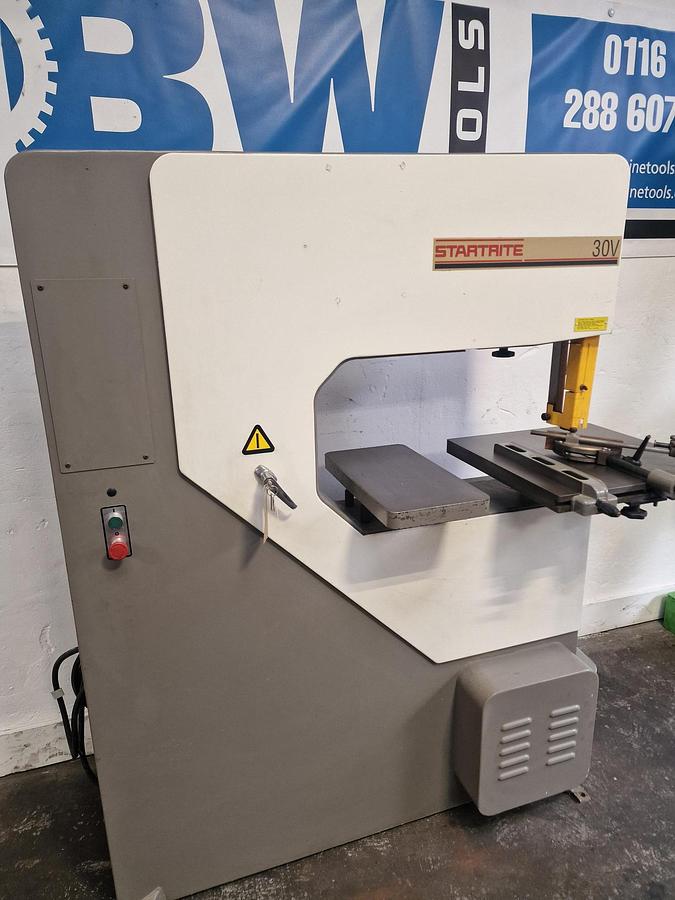 Used 1997 STARTRITE 30V VERTICAL BANDSAW