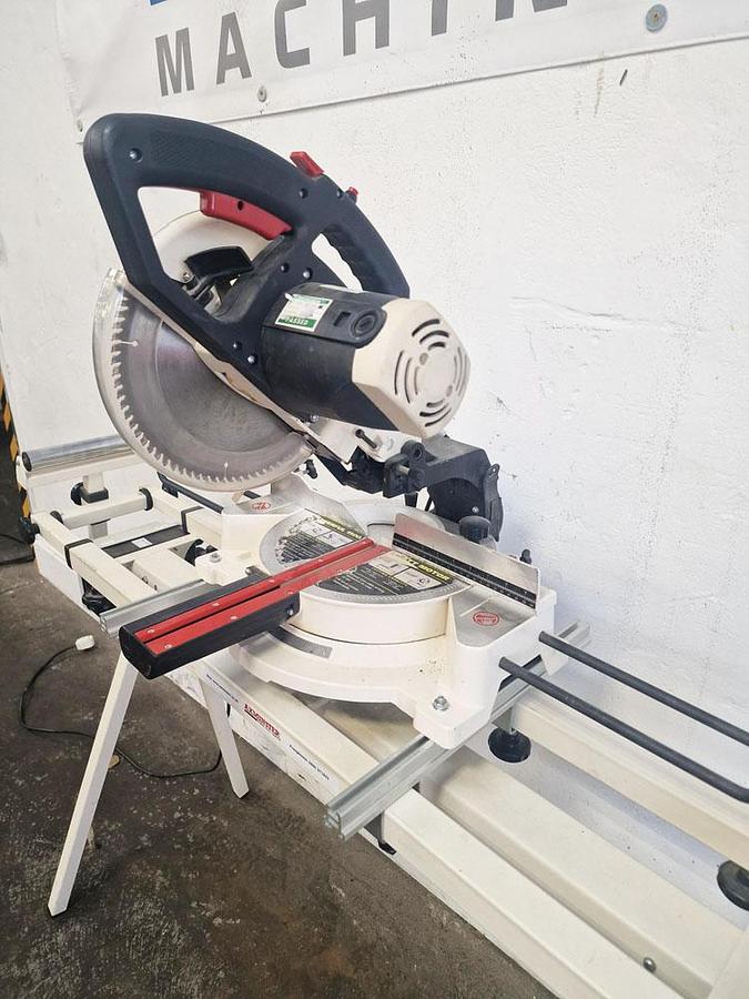 Used AXMINSTER 250 PULL DOWN CIRCULAR SAW