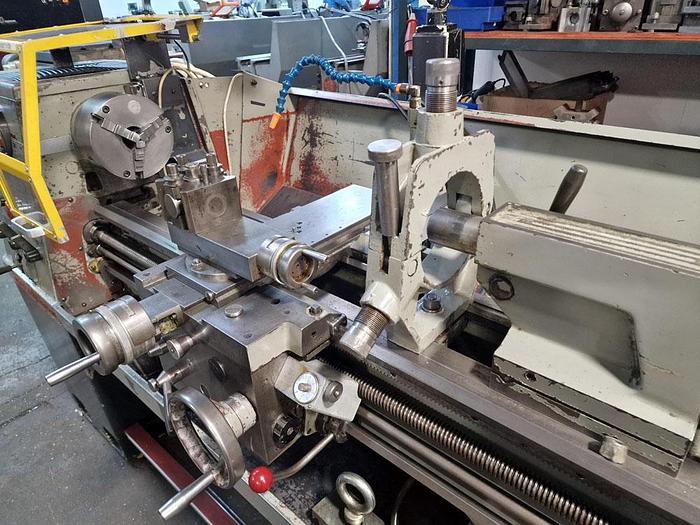 Used COLCHESTER MASTER 2500 13" x 40" GAP BED CENTRE LATHE