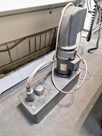 Used 1997 COLCHESTER STUDENT 2500 13" x 40" GAP BED CENTRE LATHE