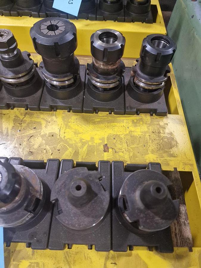 Used UNKNOWN SK40 TOOL HOLDERS