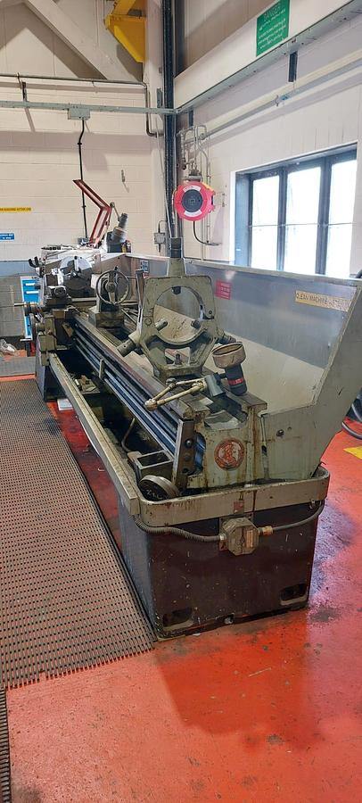 Used COLCHESTER MASTIFF 1400 x 120" GAP BED CENTRE LATHE