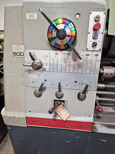 Used COLCHESTER MASCOT 1600 17" x 40" GAP BED CENTRE LATHE