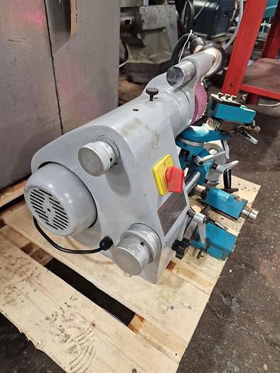Used UNIVERSAL TOOL & CUTTER GRINDER