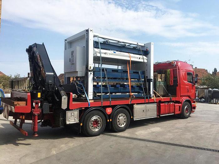 Used CRANE LORRY DELIVERY Machine Tool Moving