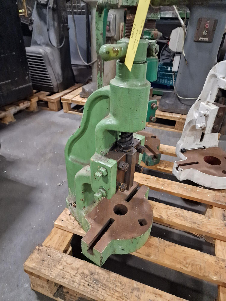 Used SWEENEY & BLOCKSEDGE No.2 FLYPRESS