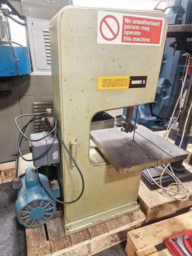 Used STARTRITE BANDIT 5 VERTICAL BANDSAW