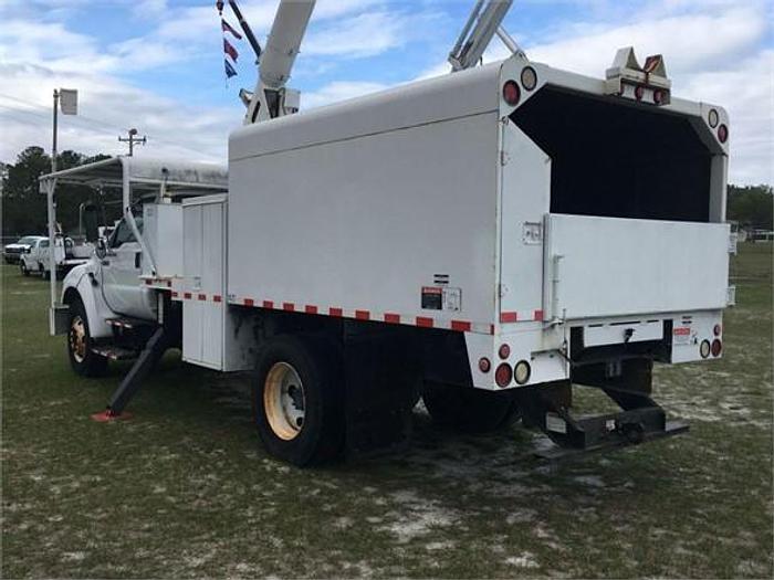 Used 2005 FORD F750 SD