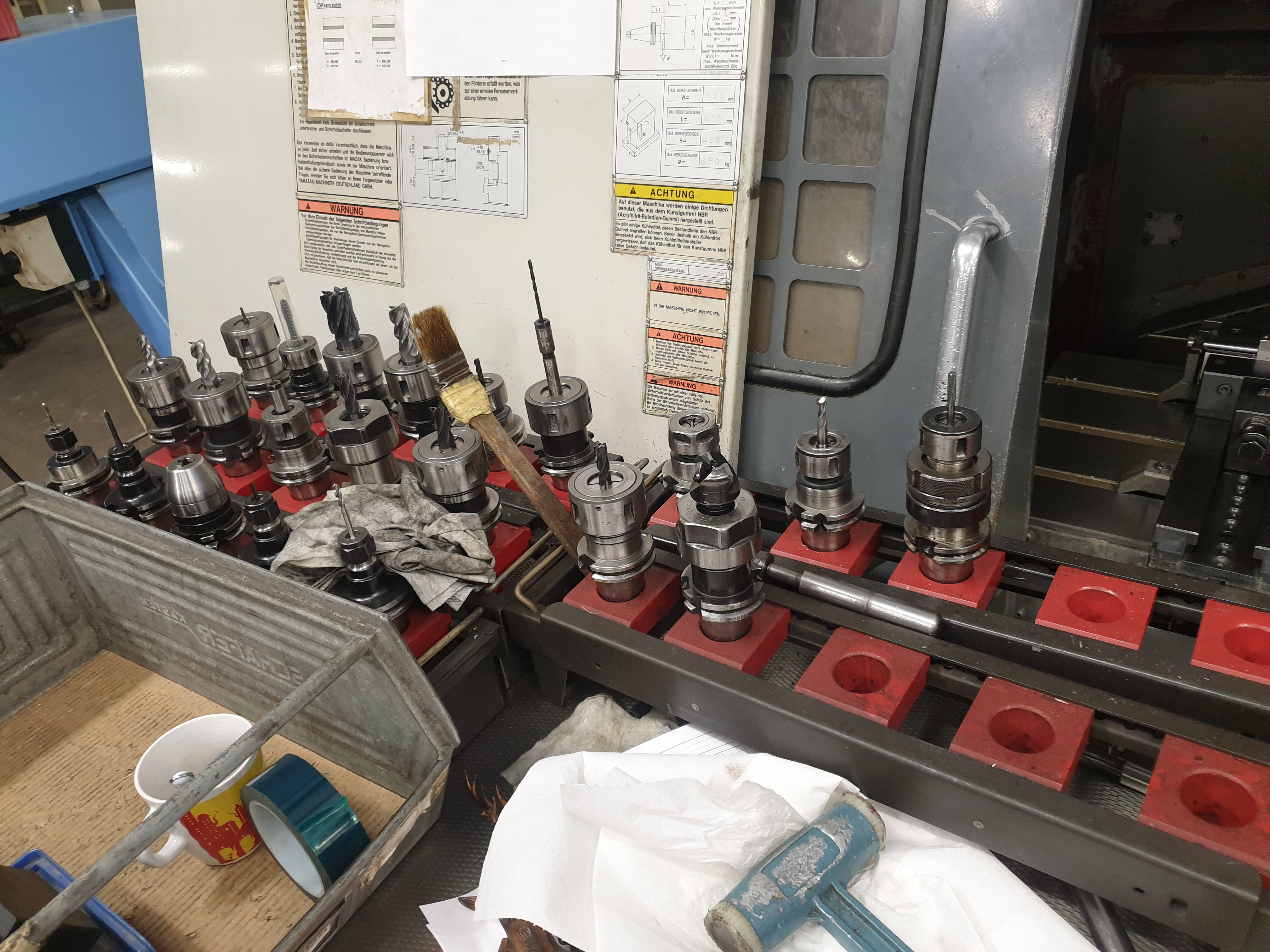 Gebruikt 1999 MAZAK FJV-200