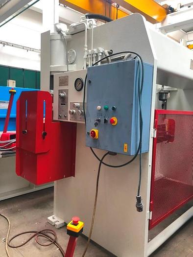 Usato PIEGATRICE COLGAR IDRAULICA 3000X90 TON