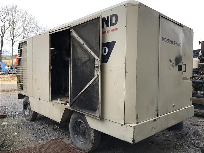Used 1998 Ingersoll-Rand 750 CFM / 350 PSI AIR COMPRESSOR